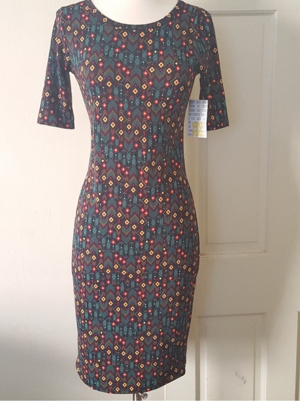 NWT LuLaRoe Julia Aztec Geometric Bodycon Midi Dress XXS